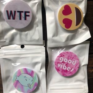 Expandable cell Phone Grip Mount